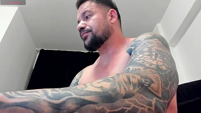 Snapshot of musclemonster31 chatting on 19, 7, 2026 musclemonster31 online show from 19, 7, 2026