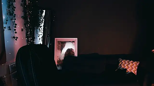 Noah ElmerX online show from 5, 10, 2025