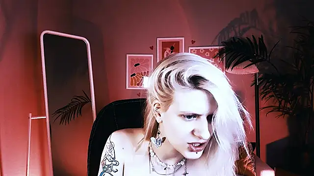 Noah ElmerX online show from 10, 10, 2025