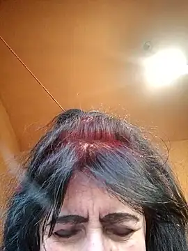 Lovely Lori online show from 28, 4, 2026