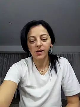 bruneta sexy23 online show from 7, 2, 2026