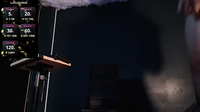 Layla miss online show from 13, 2, 2025