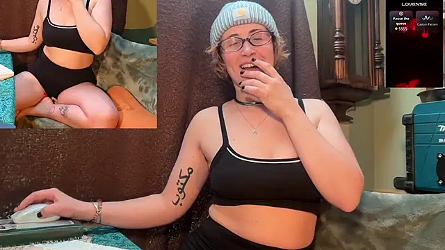 Snapshot of Bellazeebub chatting on 18, 2, 2026 Bellazeebub online show from 18, 2, 2026