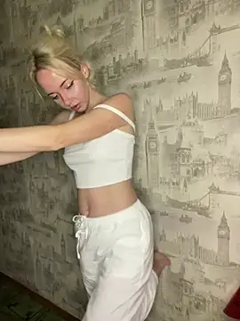 Kristina03 online show from 25, 4, 2026