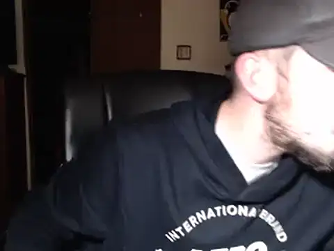 Snapshot of pensguy30 chatting on 29, 12, 2024 pensguy30 online show from 29, 12, 2024