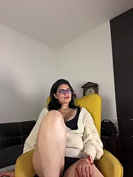 Snapshot of adriana71 chatting on 11, 6, 2026 adriana71 online show from 11, 6, 2026