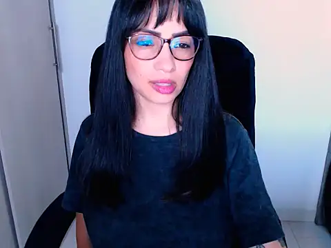 Snapshot of diana__34 chatting on 26, 11, 2025 diana 34 online show from 26, 11, 2025