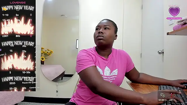 Snapshot of Cristale69 chatting on 18, 1, 2025 Cristale69 online show from 18, 1, 2025