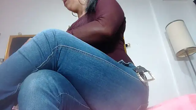 Helennahot online show from 14, 4, 2026