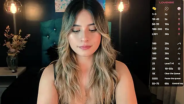 Snapshot of KiaraCarter chatting on 3, 12, 2024 KiaraCarter online show from 3, 12, 2024