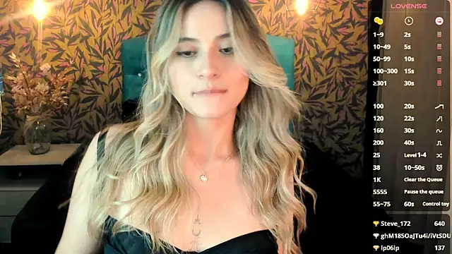 Snapshot of KiaraCarter chatting on 24, 2, 2025 KiaraCarter online show from 24, 2, 2025