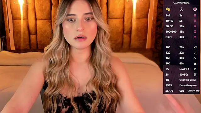 Snapshot of KiaraCarter chatting on 15, 9, 2025 KiaraCarter online show from 15, 9, 2025