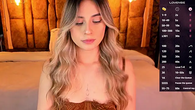 Snapshot of KiaraCarter chatting on 16, 10, 2025 KiaraCarter online show from 16, 10, 2025