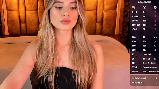 Snapshot of KiaraCarter chatting on 6, 11, 2025 KiaraCarter online show from 6, 11, 2025