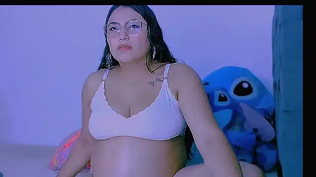 Snapshot of KathieBurning chatting on 12, 1, 2026 KathieBurning online show from 12, 1, 2026