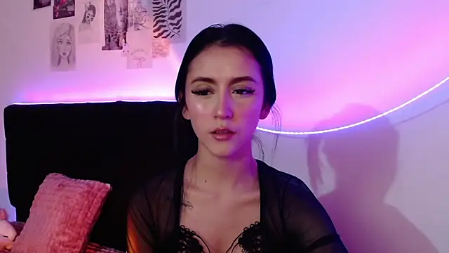 Snapshot of Coralinnee_ chatting on 13, 2, 2025 Coralinnee online show from 13, 2, 2025