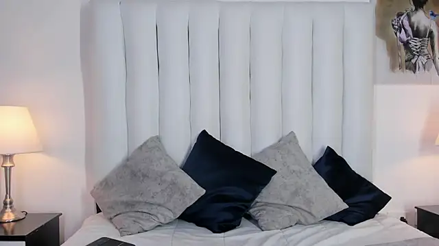 Snapshot of Violet_queen20 chatting on 22, 9, 2025 Violet queen20 online show from 22, 9, 2025