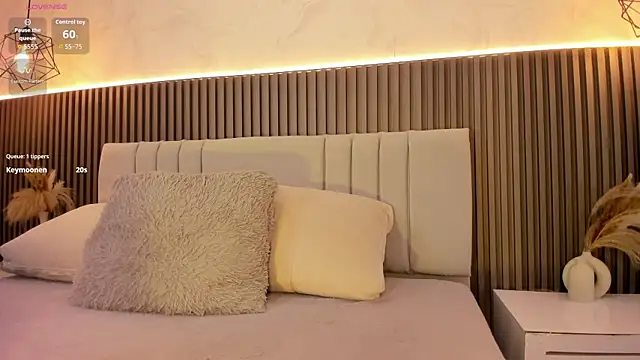 SHANONCLARK online show from 10, 10, 2025