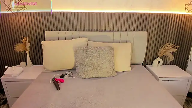 SHANONCLARK online show from 11, 10, 2025