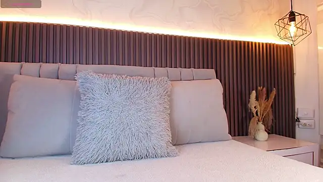 SHANONCLARK online show from 22, 12, 2025