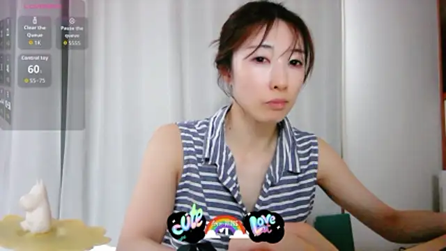 Snapshot of Love_me_Eri_ chatting on 1, 8, 2026 Love me Eri online show from 1, 8, 2026