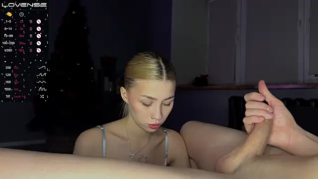 Snapshot of sarah_kurt chatting on 27, 1, 2025 sarah kurt online show from 27, 1, 2025