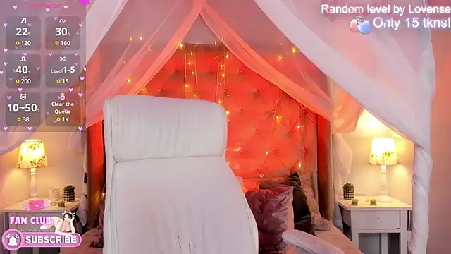 Ellie Jhonson   online show from 9, 1, 2025