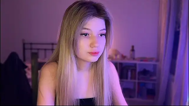 Snapshot of Caramel_Peach chatting on 23, 9, 2025 Caramel Peach online show from 23, 9, 2025