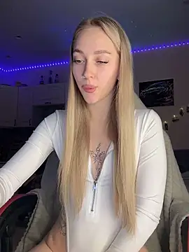 Good  Girl  online show from 21, 9, 2025