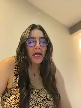 Lia flowers online show from 3, 2, 2025