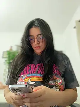 Lia flowers online show from 21, 2, 2025