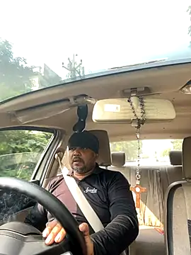 Dick 6inches online show from 25, 10, 2025