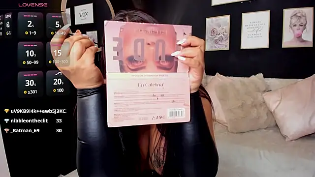 silvia lane online show from 14, 3, 2025