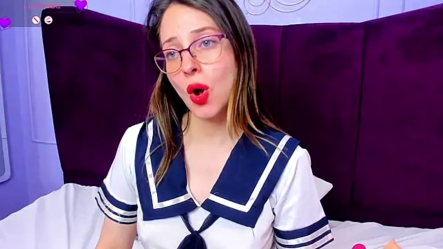 AmbeerWood  online show from 8, 3, 2025