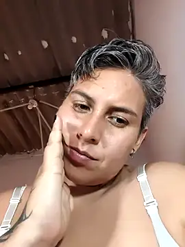 Yessi rousse online show from 13, 3, 2026