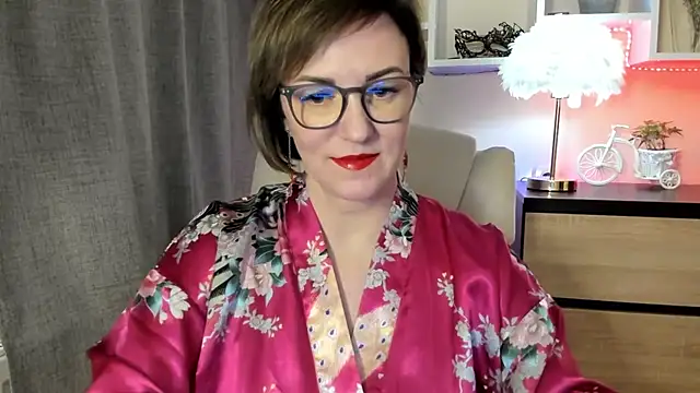 feliziaDesire online show from 6, 11, 2025