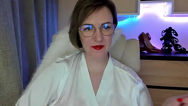 feliziaDesire online show from 9, 2, 2026