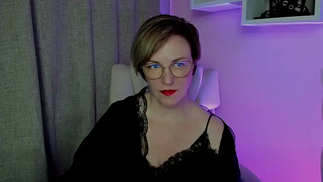 feliziaDesire online show from 18, 7, 2026