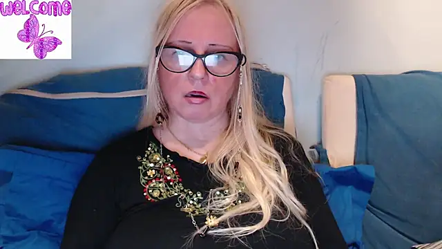 martachatte online show from 11, 3, 2025