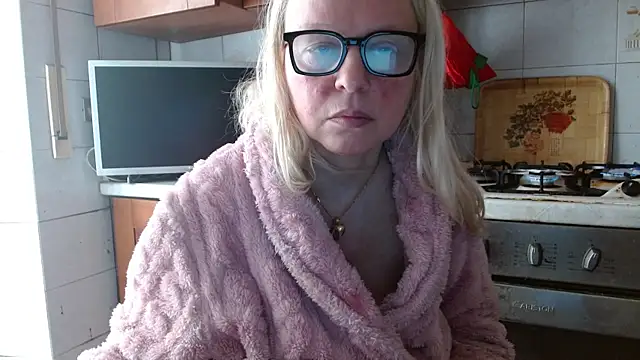 martachatte online show from 24, 4, 2026