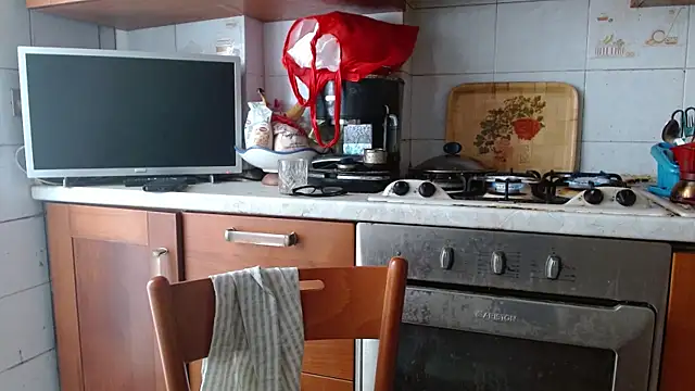 martachatte online show from 27, 4, 2026