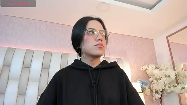 Rebeca jones online show from 17, 2, 2025