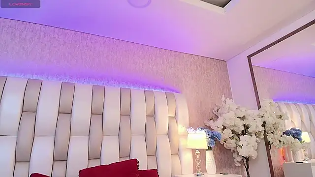 Rebeca jones online show from 13, 3, 2025