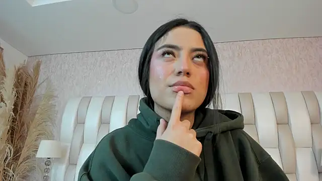 Rebeca jones online show from 13, 2, 2026