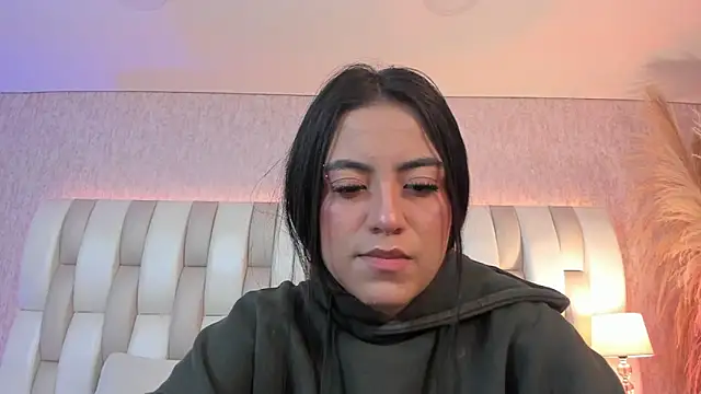 Rebeca jones online show from 24, 4, 2026