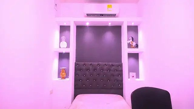 Snapshot of BeautyEyesxo chatting on 21, 3, 2025 BeautyEyesxo online show from 21, 3, 2025