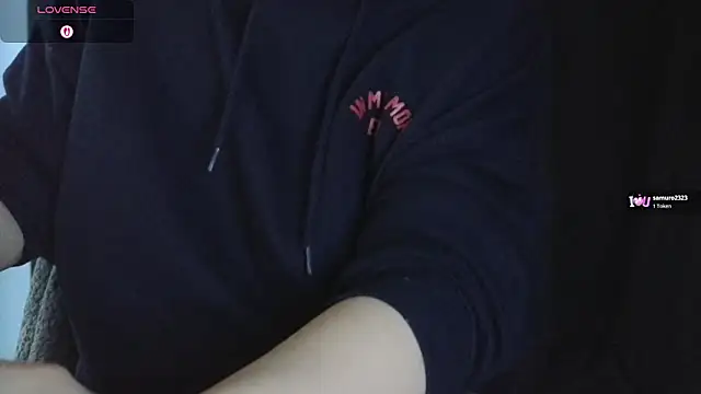 Mia G0ld online show from 18, 4, 2026