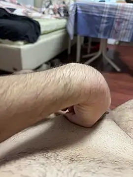 strange6696 online show from 5, 11, 2025