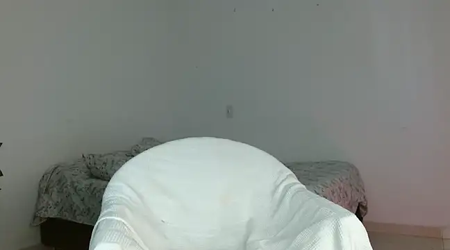 Snapshot of Nayade chatting on 6, 3, 2025 Nayade online show from 6, 3, 2025