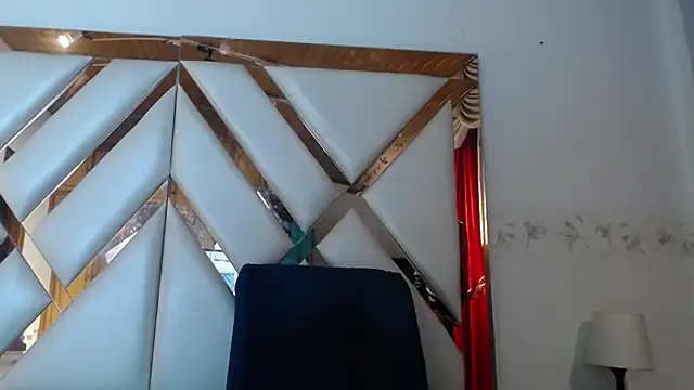 nathaly low1 online show from 23, 4, 2026